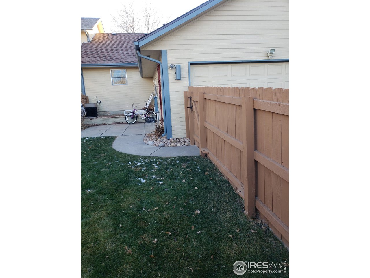 4929 10th Street Road Greeley, CO 80634 - Photo 35 of 40 Gated fence