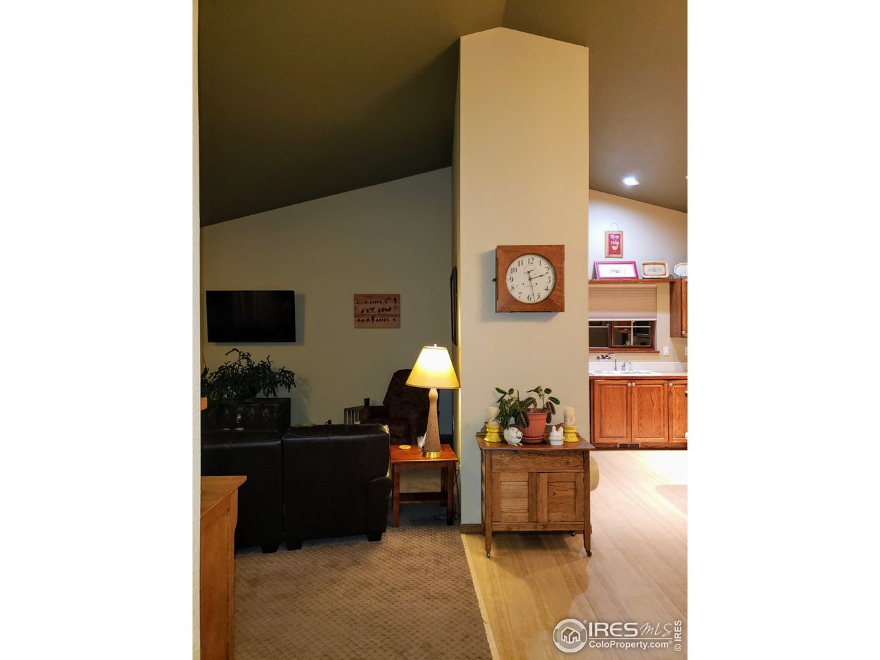 4929 10th Street Road Greeley, CO 80634 - Photo 10 of 40 Tall, open, inviting, attractive!
