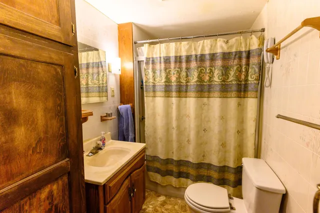 $185,000 | 1520 9th Street, Eau Claire, WI 54703