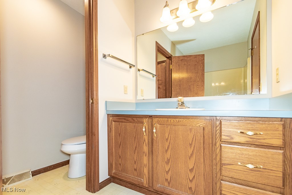 8421 Hendricks Road Mentor, OH 44060 - Photo 34 of 42