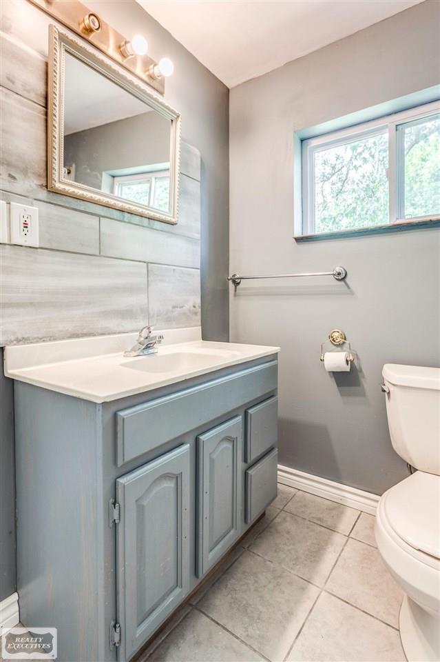 2841 Michigan Road Port Huron, MI 48060 - Photo 38 of 41 50044568-37.JPG