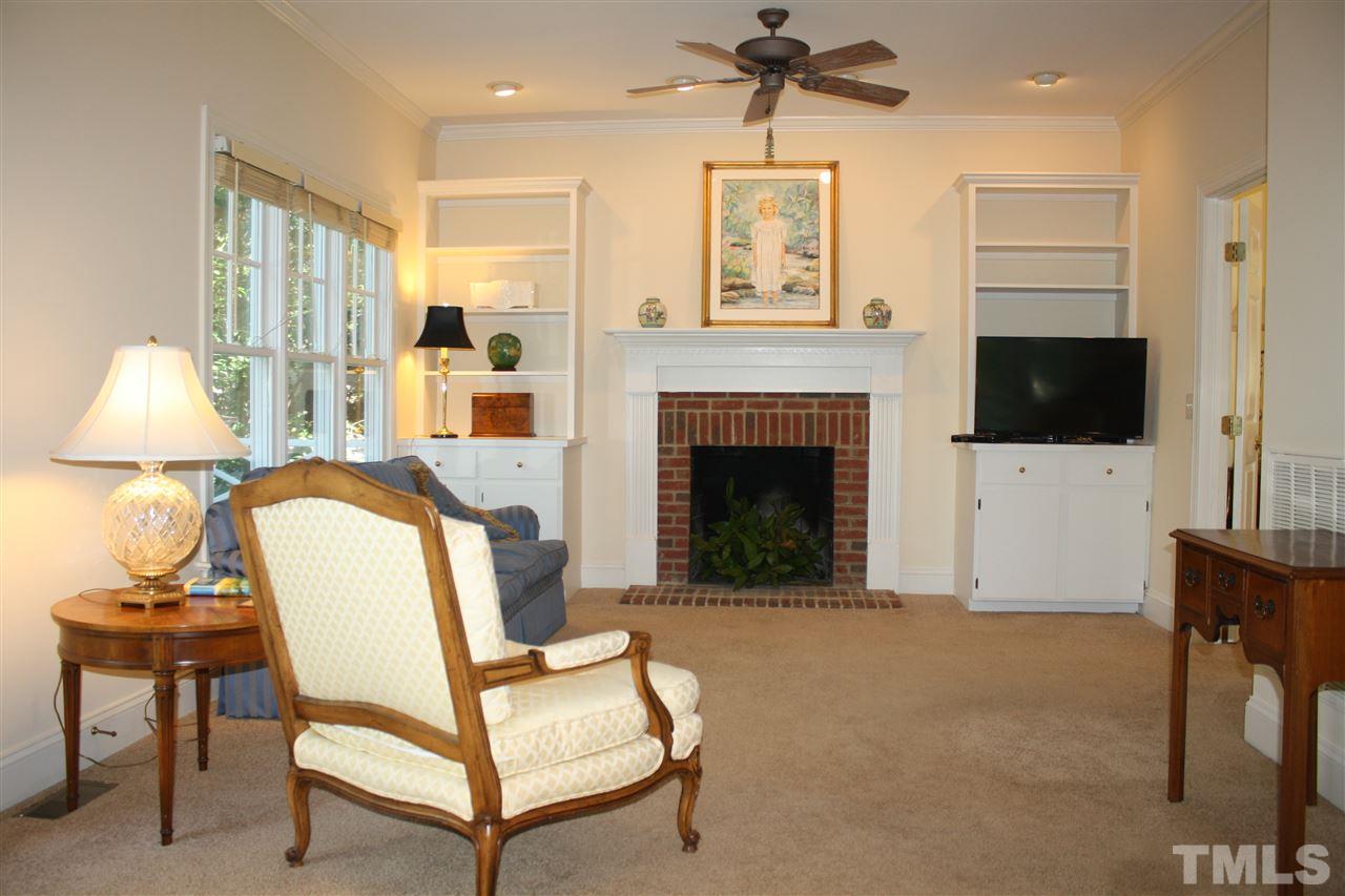 2675 Lakeview Drive Raleigh, NC 27608 - Photo 8 of 25 Gallery Image 8