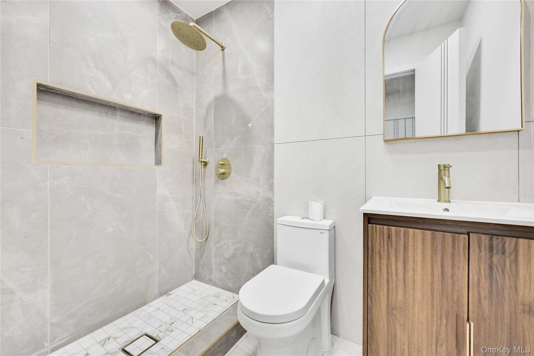 1024 East 226th Street Bronx, NY 10466 - Photo 10 of 21