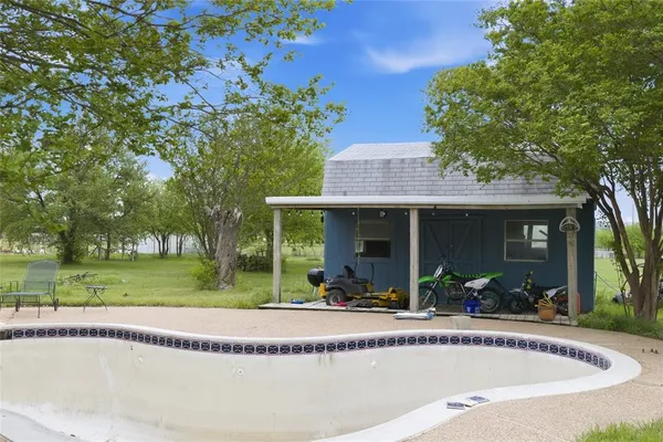 $435,000 | 134 Private Road 4523, Decatur, TX 76234