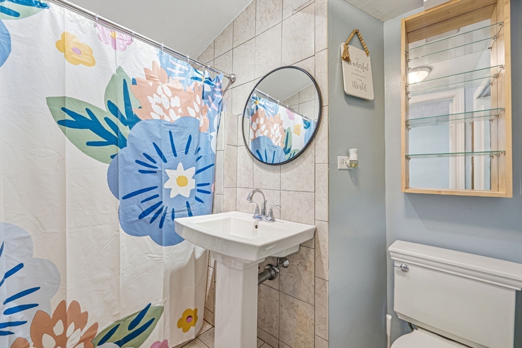 20 Bell Street Quincy, MA 02169 - Photo 18 of 40