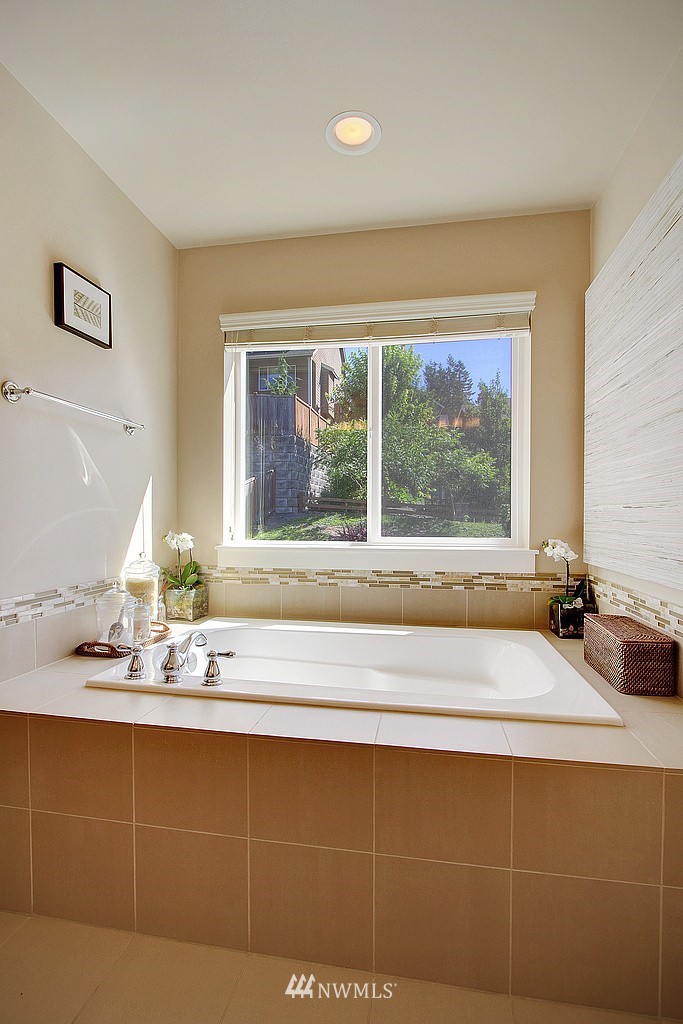 23109 35th Drive Southeast Bothell, WA 98021 - Photo 14 of 22
