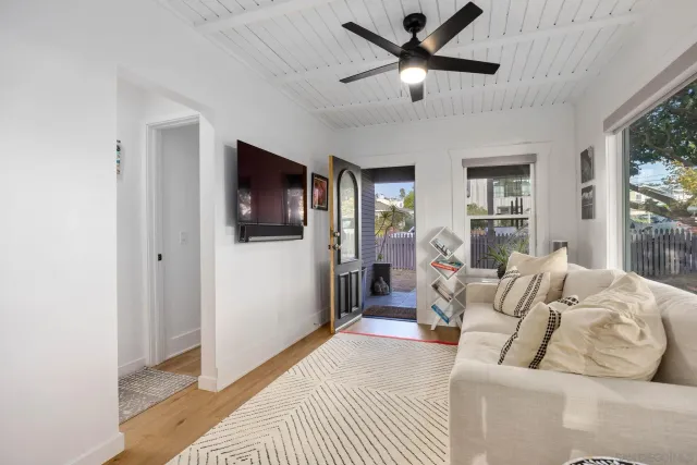 $3,175,000 | 2386 Newport Avenue, Cardiff, CA 92007