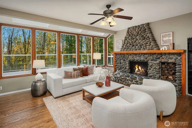 $2,475,000 | 4764 155th Place Southeast, Bellevue, WA 98006