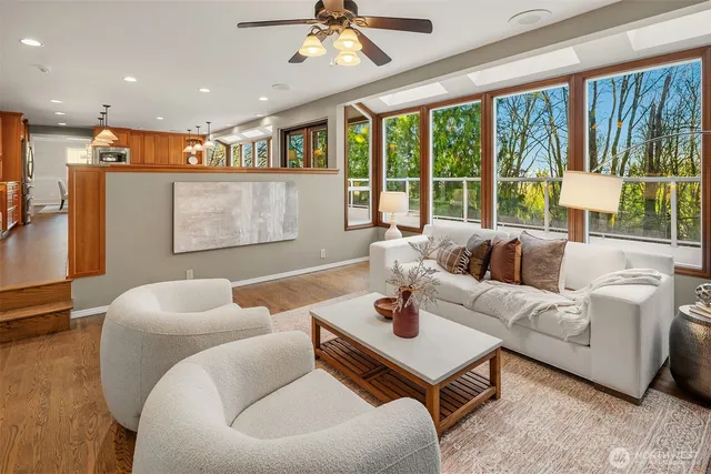 $2,475,000 | 4764 155th Place Southeast, Bellevue, WA 98006