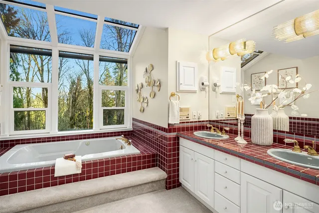 $2,475,000 | 4764 155th Place Southeast, Bellevue, WA 98006