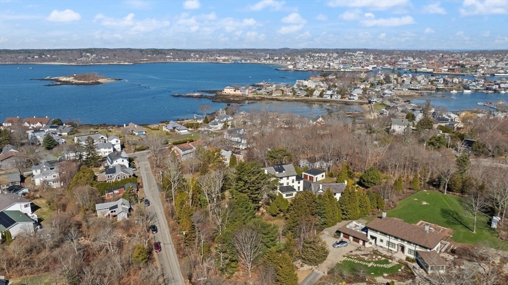 5 Grapevine Road Gloucester, MA 01930 - Photo 9 of 21