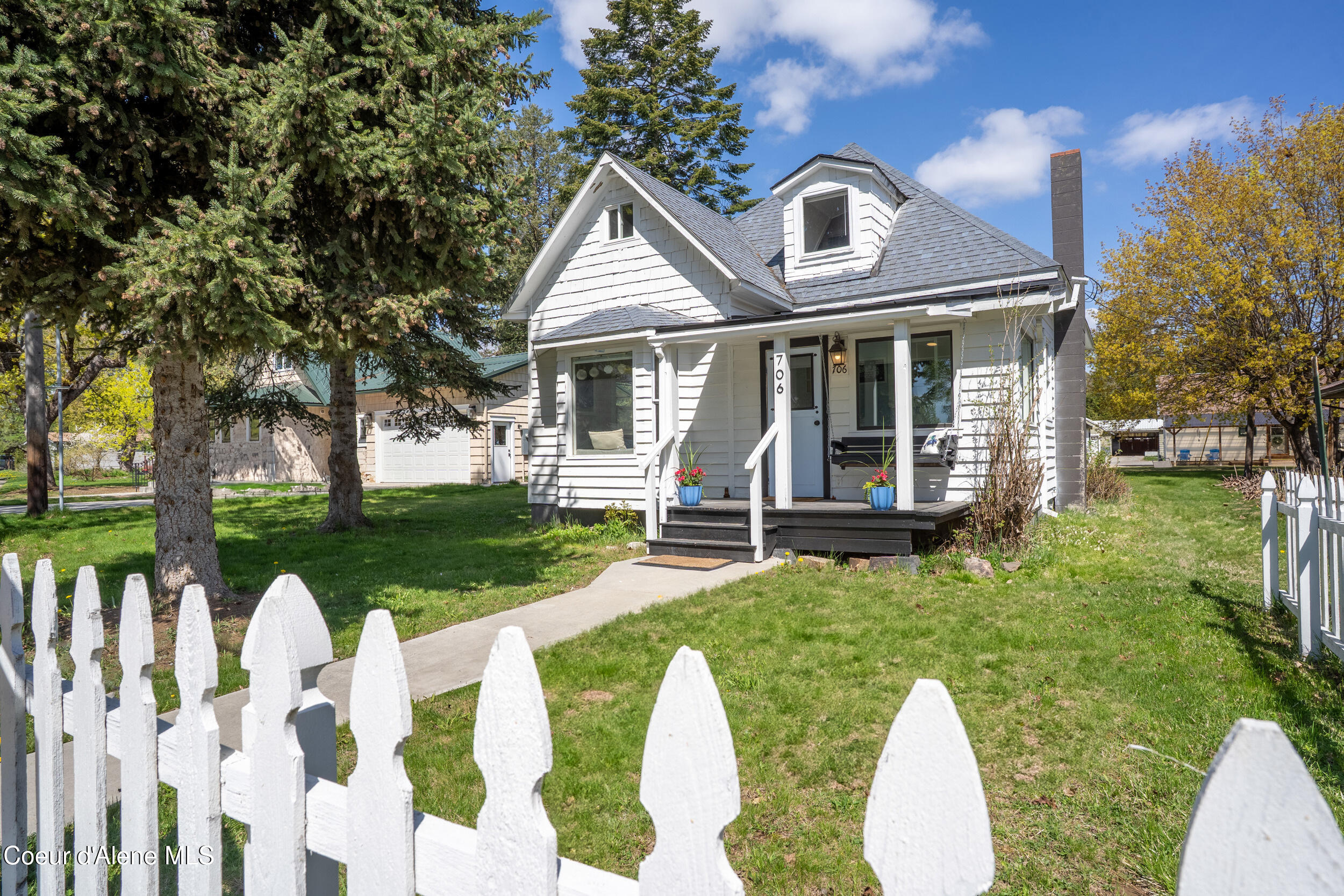 706 Main Street Sandpoint, ID 83864 - Photo 3 of 32 706 Main St.