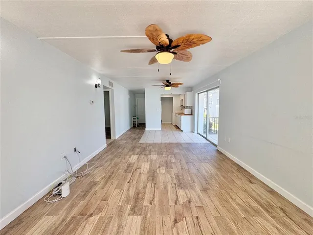 $1,350 | 1550 11th Street Northeast, Unit E2, Winter Haven, FL 33881