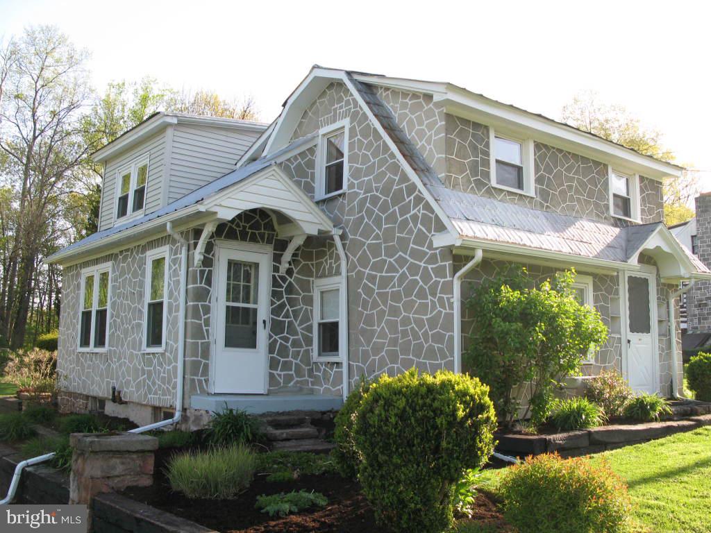 427 Smokestown Road Denver, PA 17517 - Photo 1 of 9