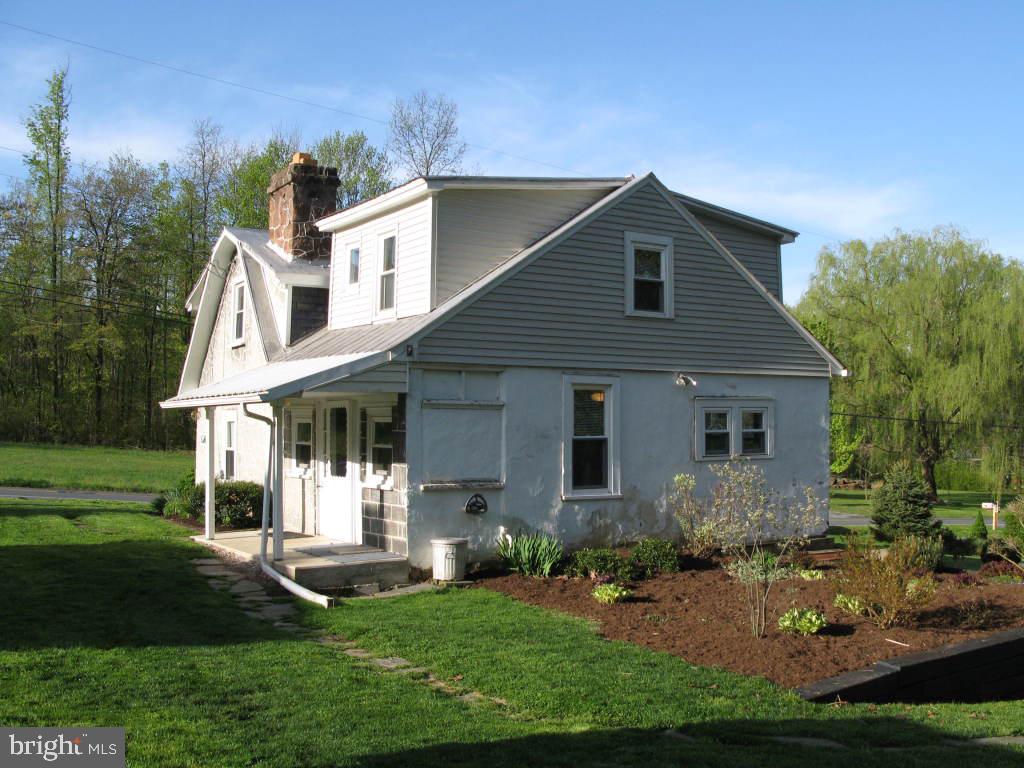 427 Smokestown Road Denver, PA 17517 - Photo 2 of 9