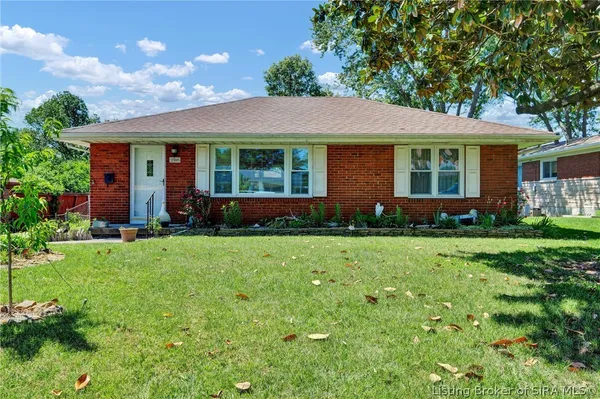 $220,000 | 2595 East Robin Road, New Albany, IN 47150