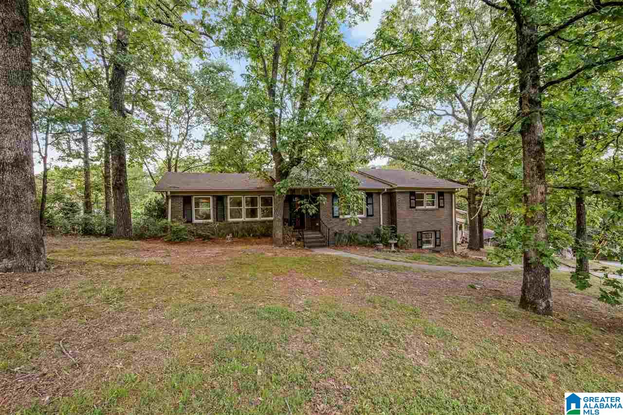 208 29th Avenue Northwest Center Point, AL 35215 - Photo 3 of 27