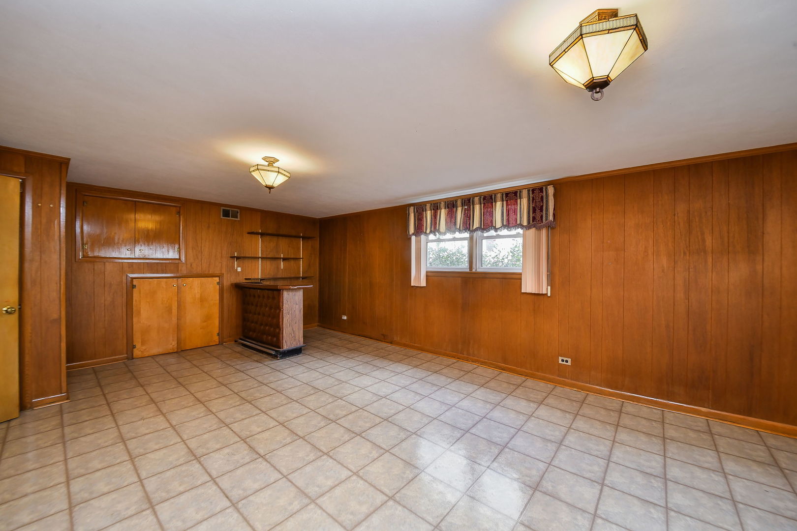 1401 Brophy Avenue Park Ridge, IL 60068 - Photo 9 of 23 Gallery Image 9