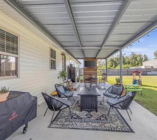 $2,200 | 608 Shady Lane, Sulphur, LA 70663