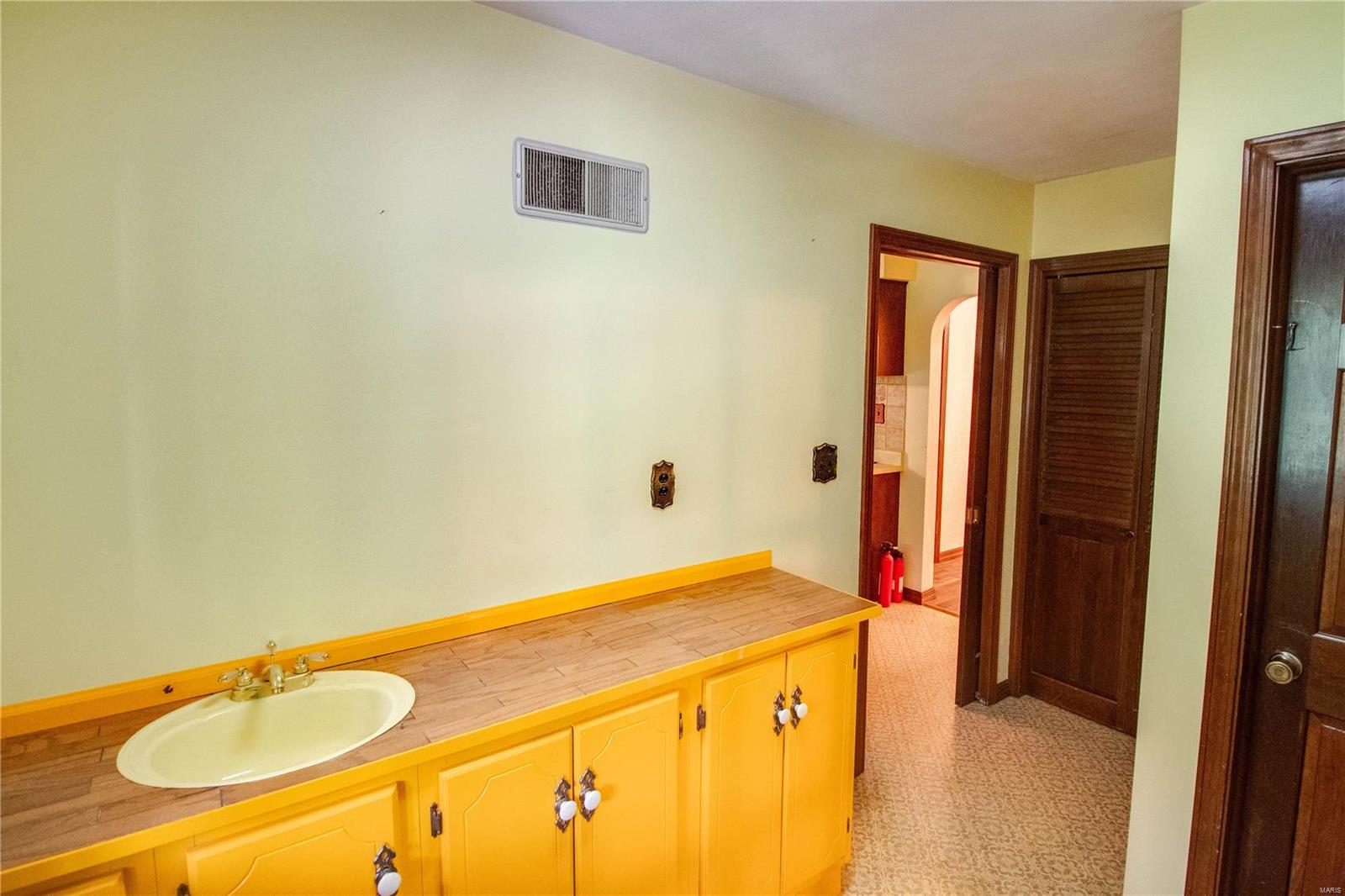 34108 Delhi Road Brighton, IL 62012 - Photo 40 of 99 Gallery Image 40