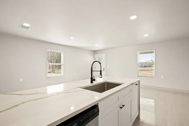 $400,000 | 183 Mimosa Road, Dale, TX 78616