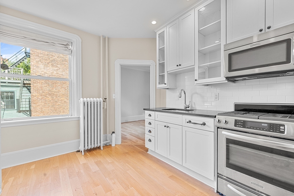 132 Myrtle Street, Unit 2 Boston, MA 02114 - Photo 9 of 15