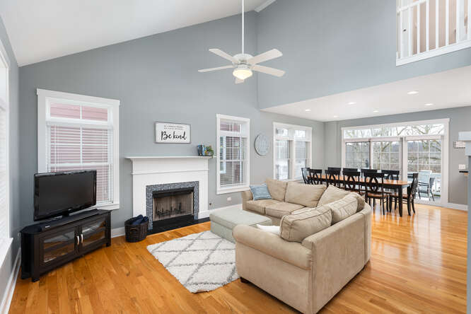 7 Windward Way Ottawa, IL 61350 - Photo 3 of 47 a living room with furniture fireplace and flat screen tv