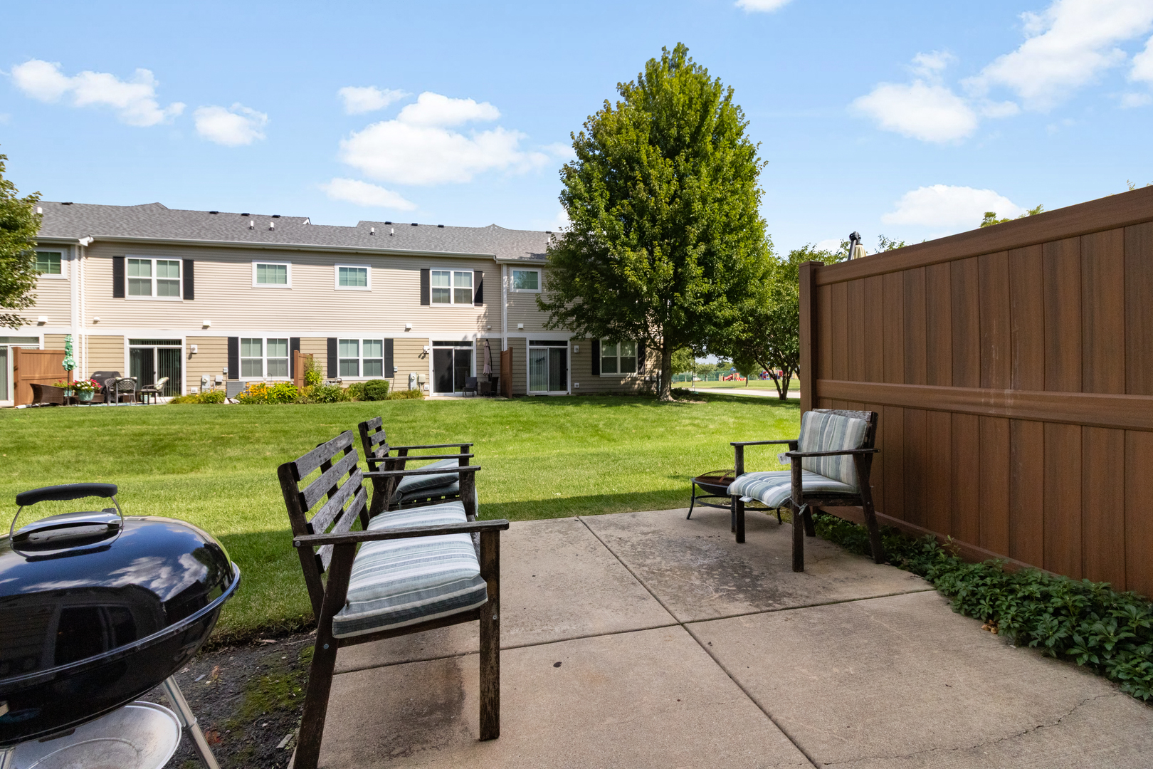 433 Acushnet Street Elgin, IL 60124 - Photo 21 of 26 Gallery Image 21