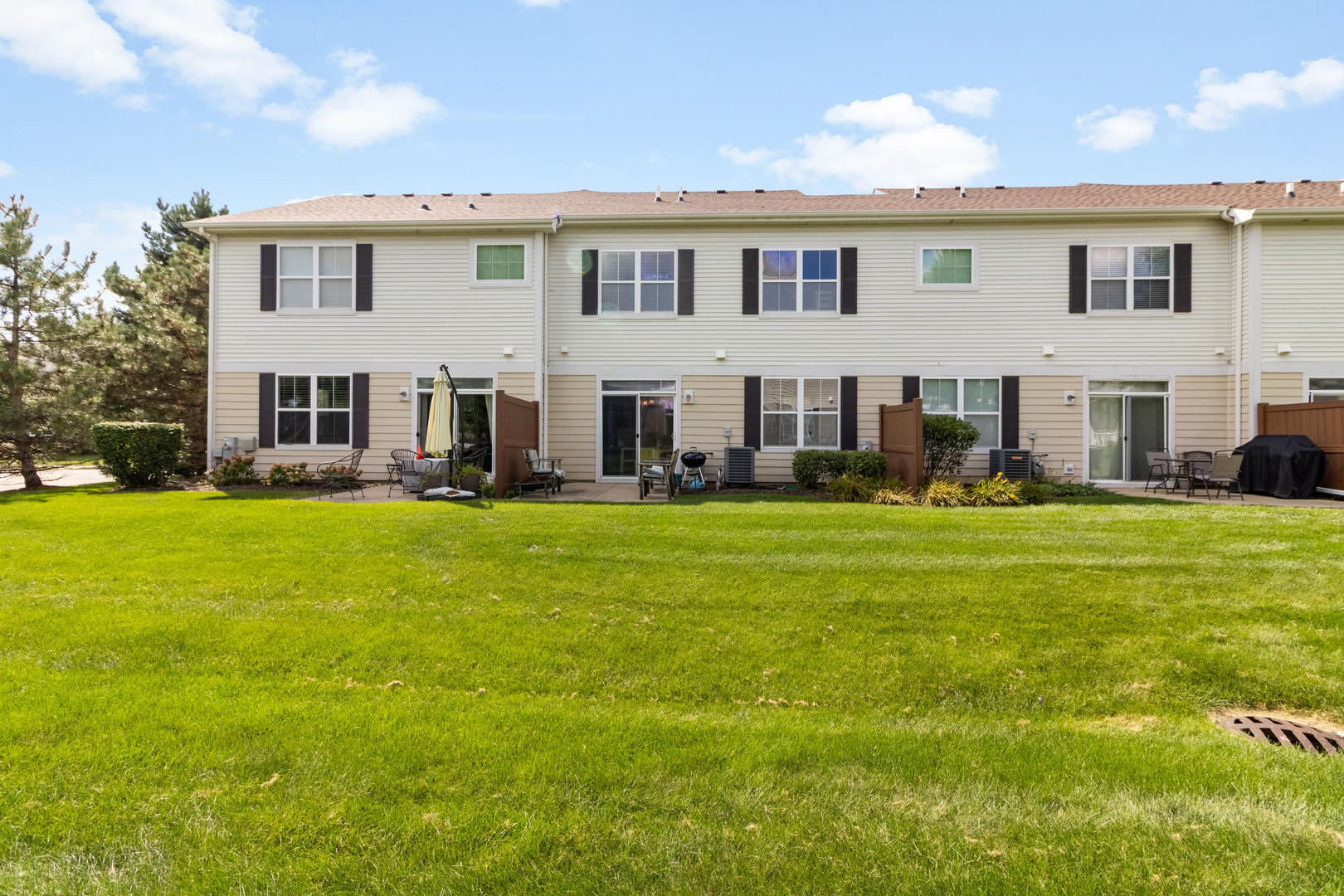 433 Acushnet Street Elgin, IL 60124 - Photo 23 of 26 Gallery Image 23