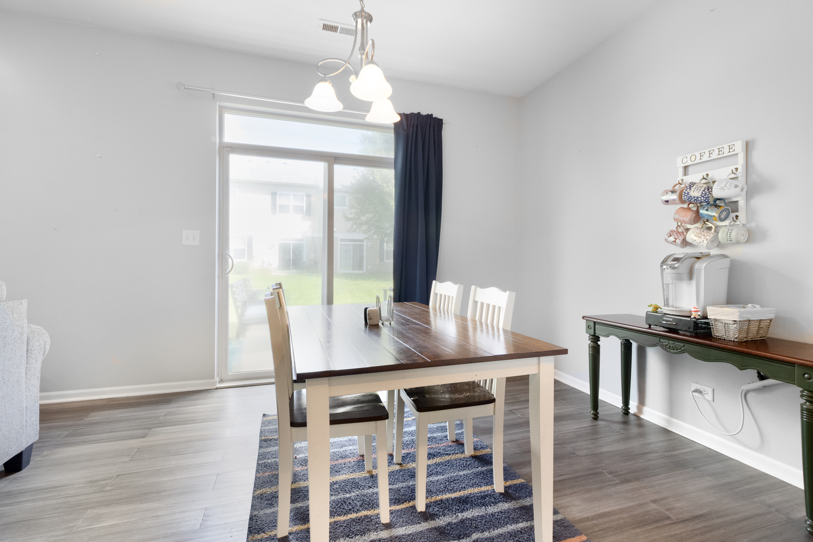 433 Acushnet Street Elgin, IL 60124 - Photo 7 of 26 Gallery Image 7