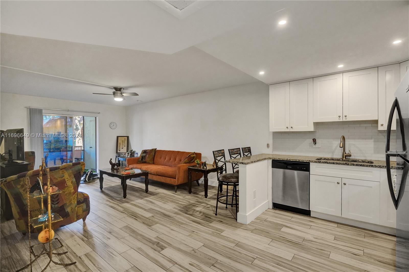 255 South Cypress Road, Unit 314 Pompano Beach, FL 33060 - Photo 5 of 37