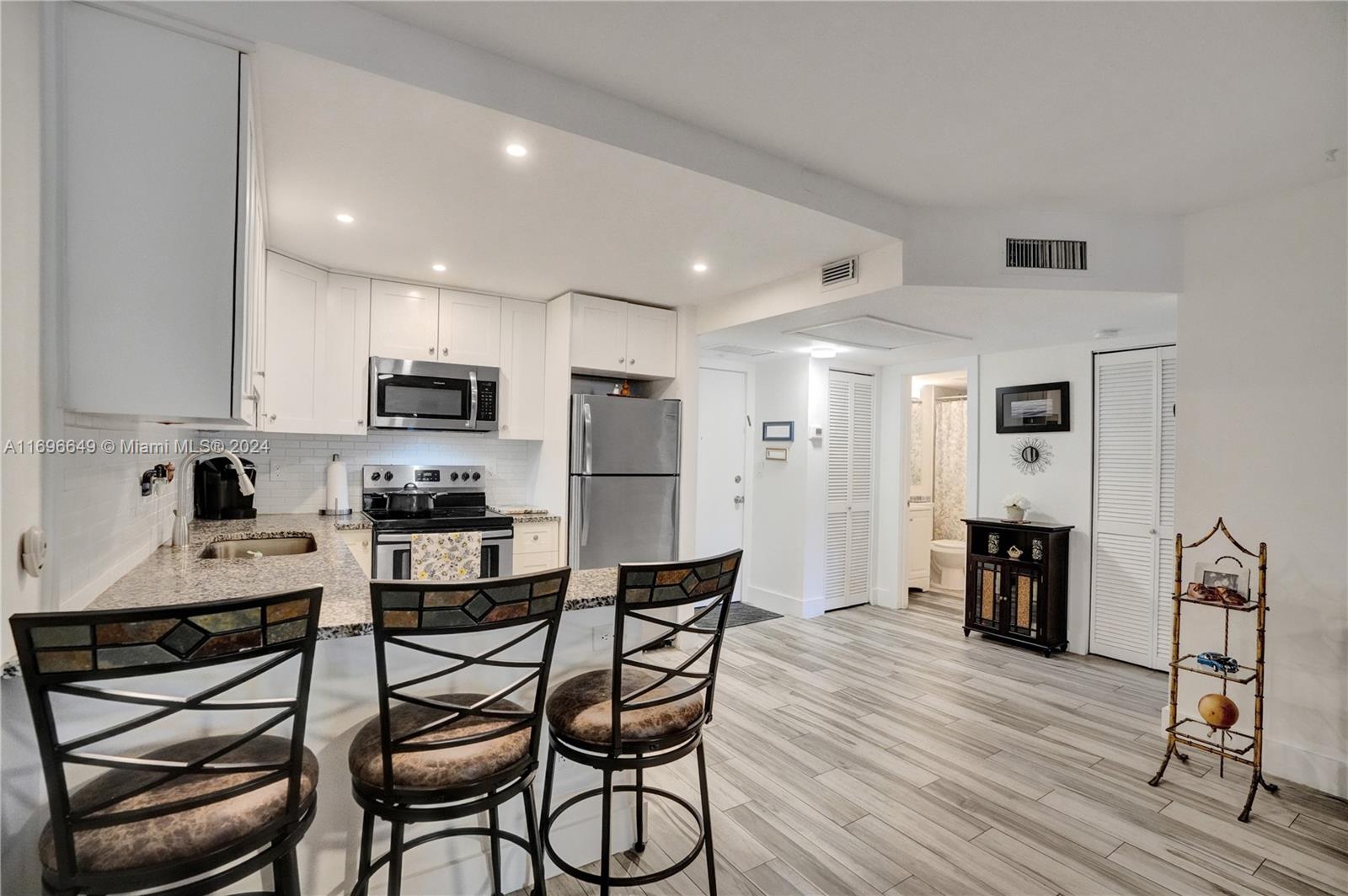 255 South Cypress Road, Unit 314 Pompano Beach, FL 33060 - Photo 7 of 37
