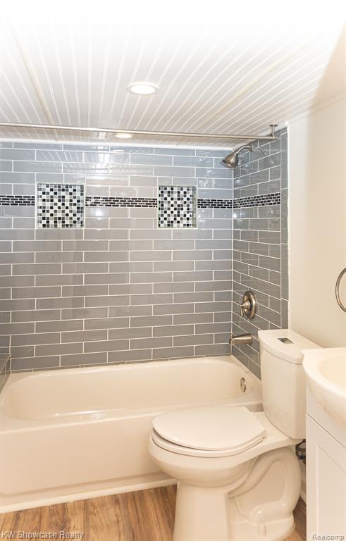 2897 Midvale Drive Rochester Hills, MI 48309 - Photo 47 of 51