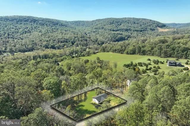 $359,900 | 10 Echo Trail, Fairfield, PA 17320