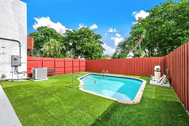 $535,000 | 6884 Northwest 30th Avenue, Fort Lauderdale, FL 33309