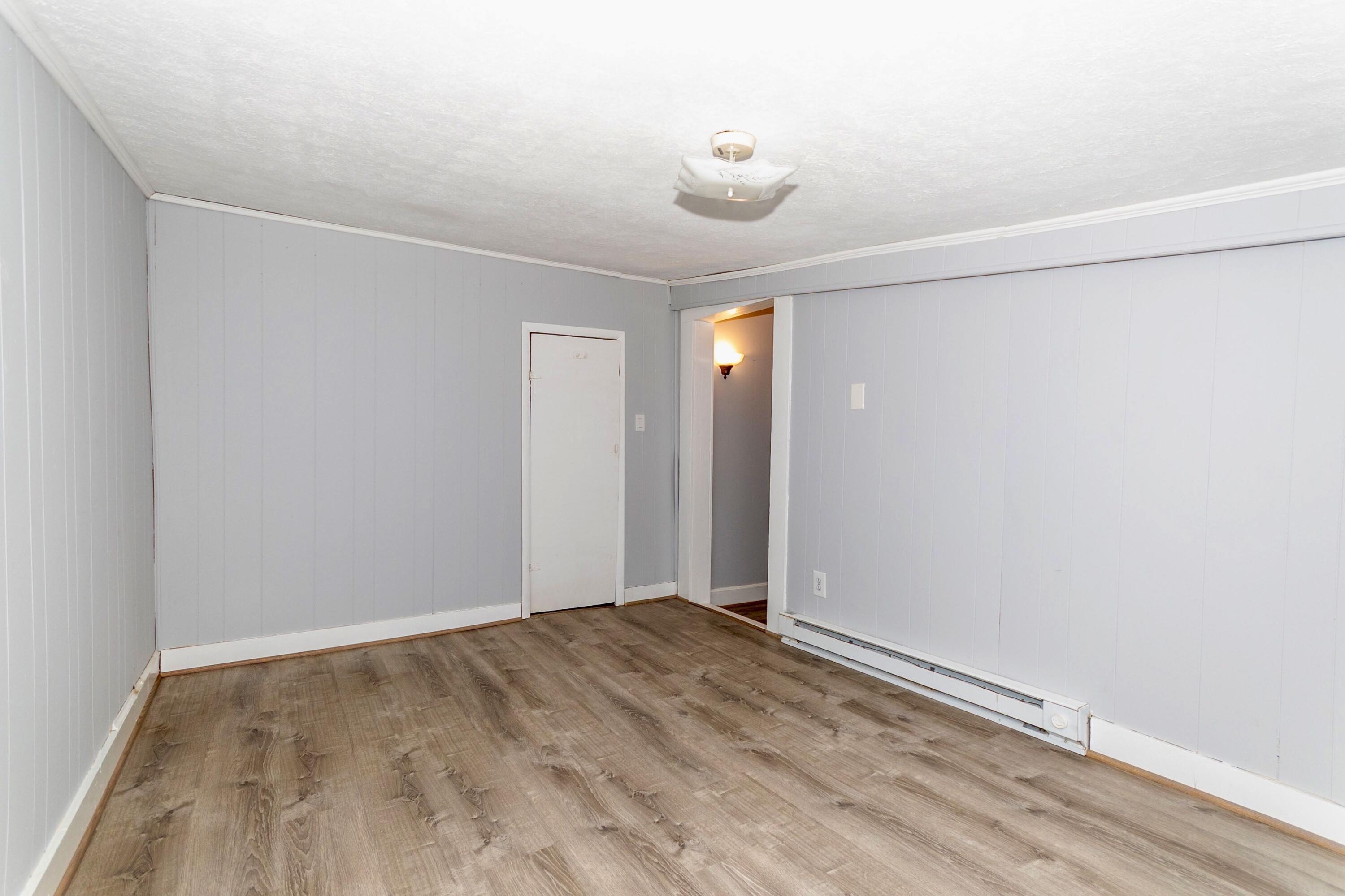1315 Giles Road Blacksburg, VA 24060 - Photo 19 of 26 Giles - 18