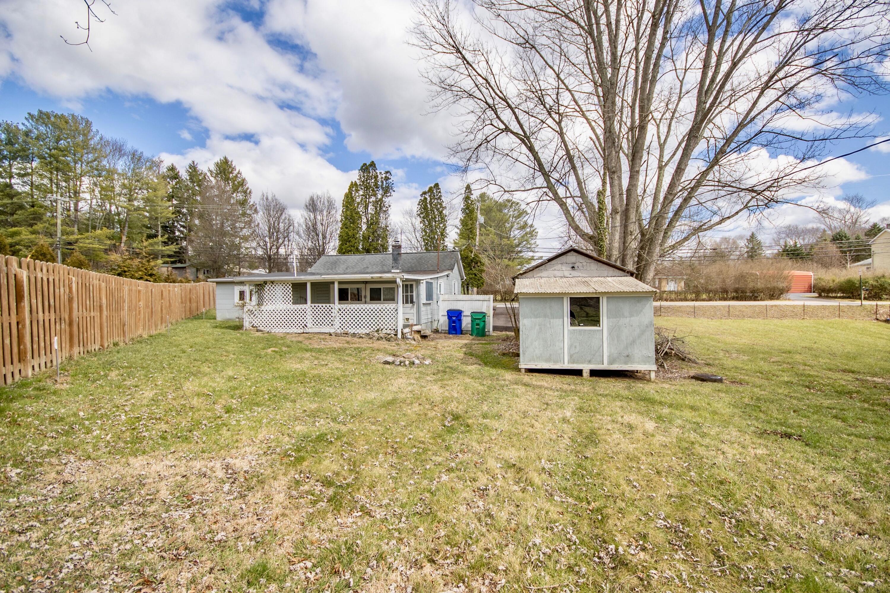 1315 Giles Road Blacksburg, VA 24060 - Photo 26 of 26 Giles - 25