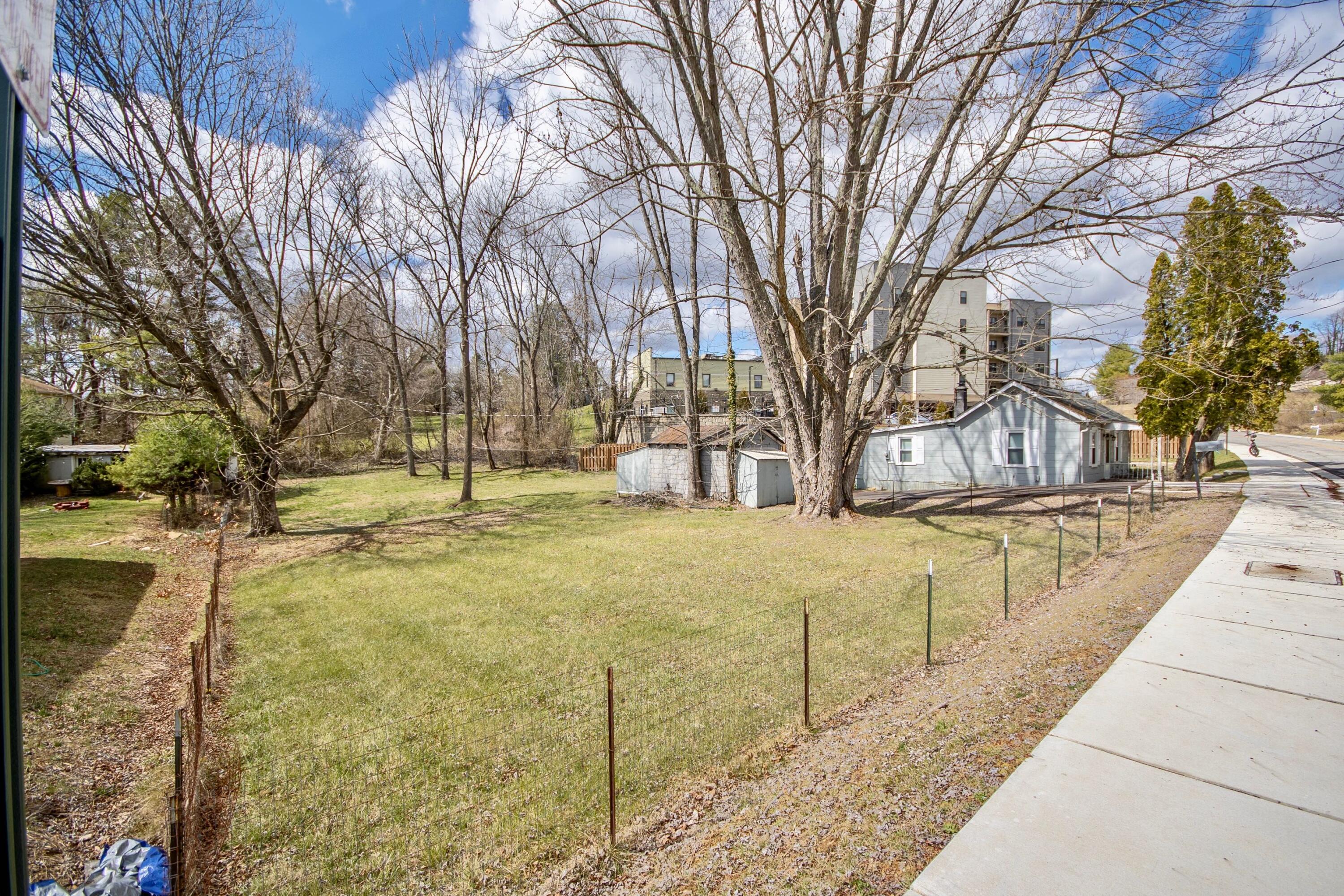 1315 Giles Road Blacksburg, VA 24060 - Photo 3 of 26 Giles - 2