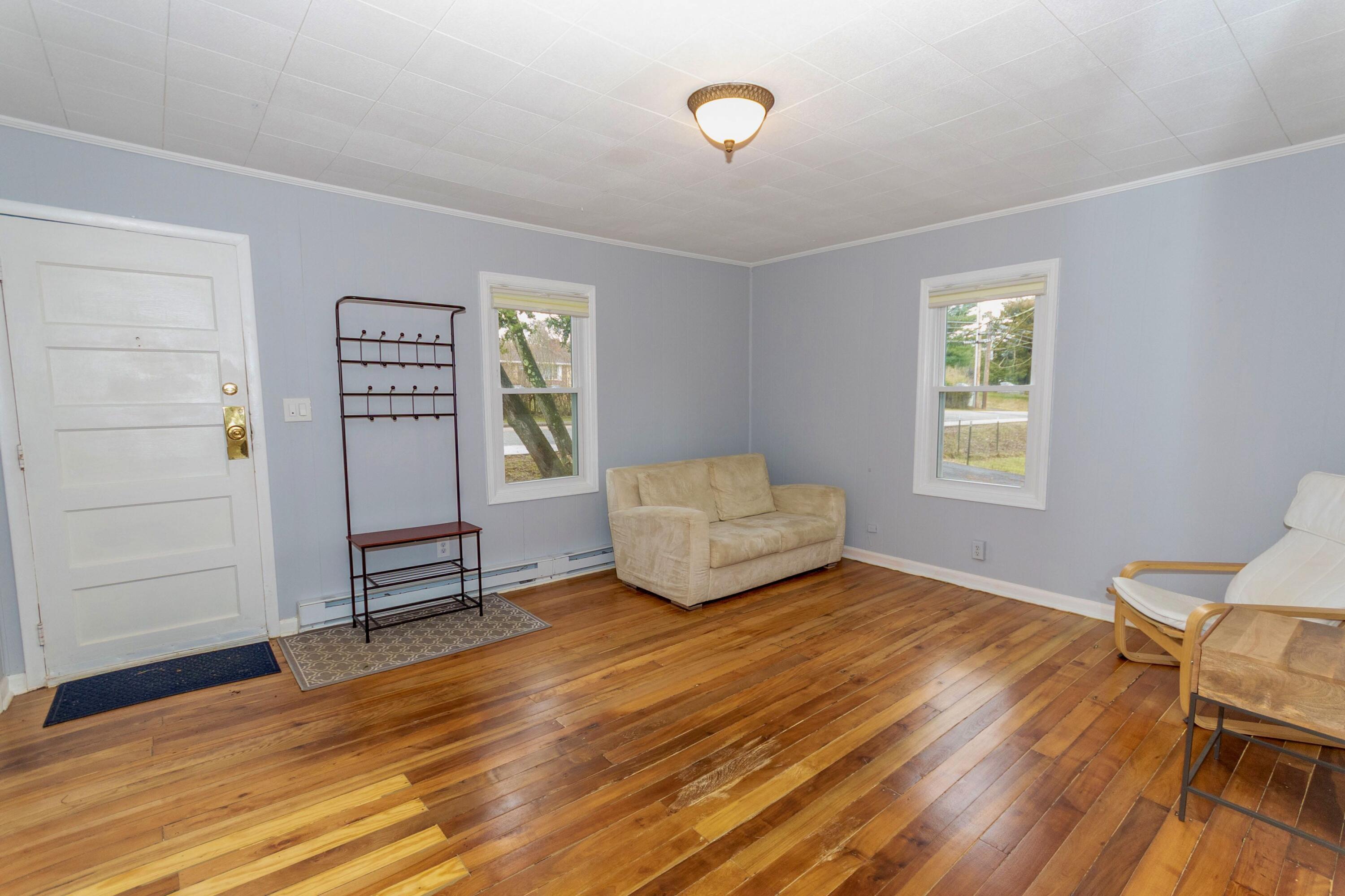 1315 Giles Road Blacksburg, VA 24060 - Photo 9 of 26 Giles - 8