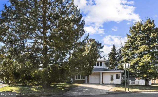 $330,000 | 804 Sunset Terrace, Dover, DE 19904