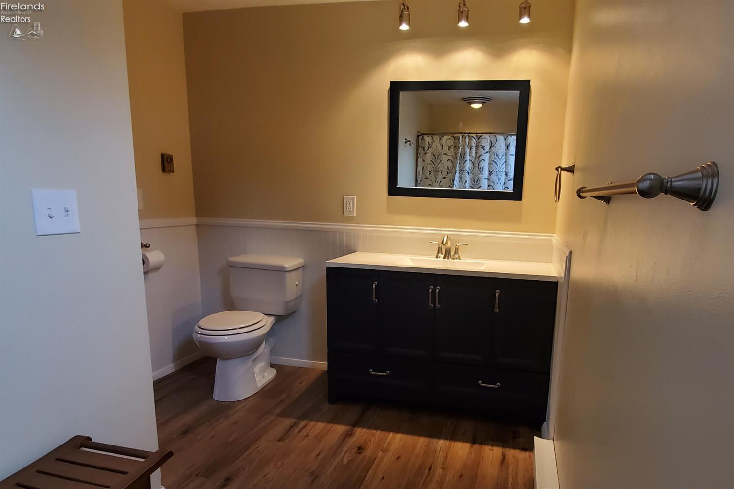12312 Darrow Road Vermilion, OH 44089 - Photo 23 of 25 Gallery Image 23