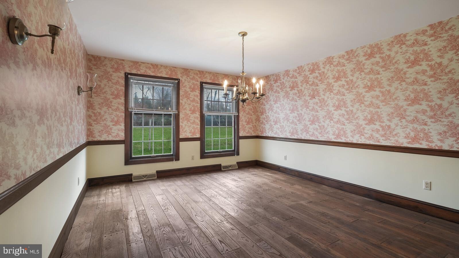 1221 Telegraph Road Perkasie, PA 18944 - Photo 29 of 62 Dining room