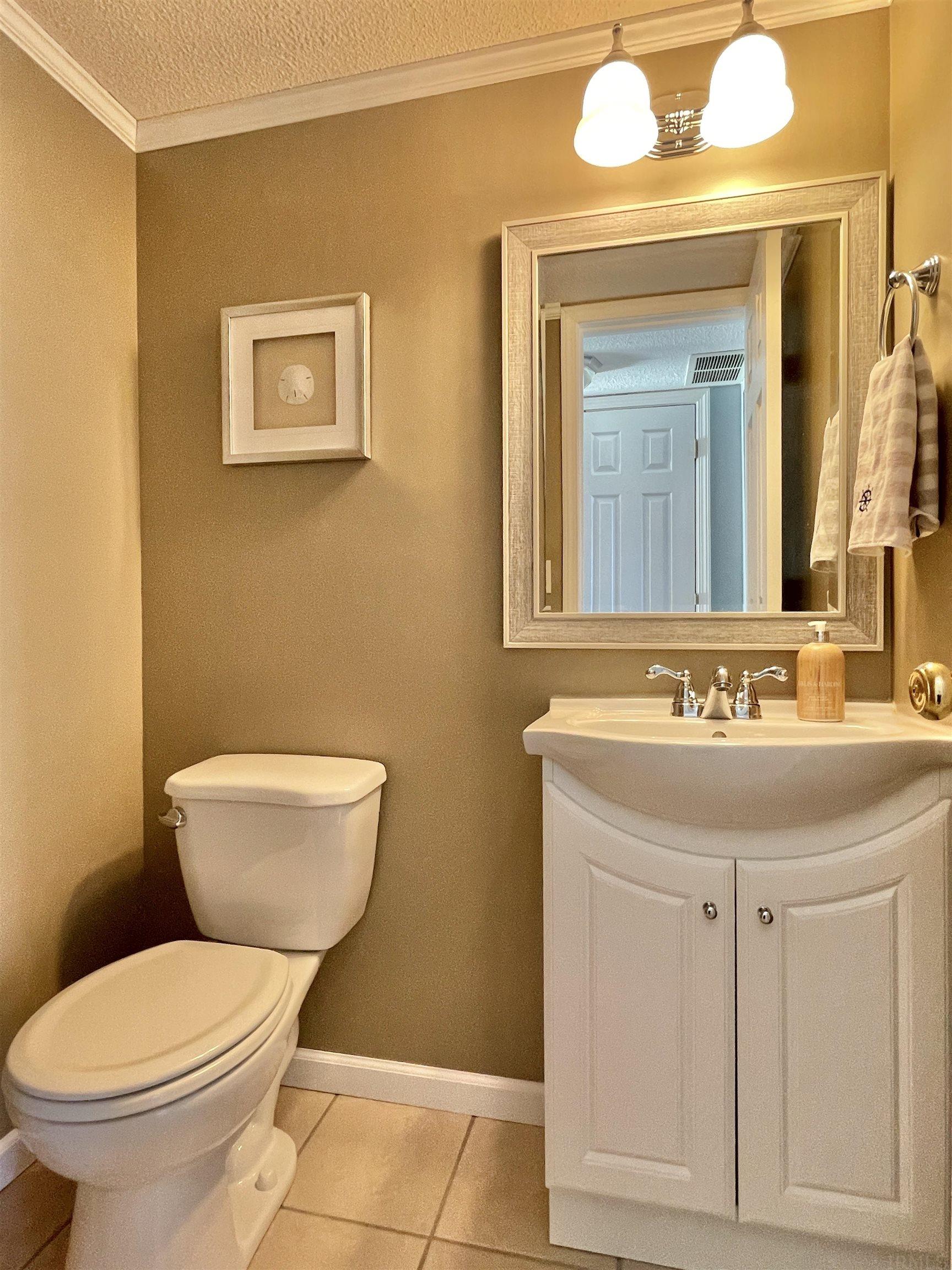 1725 Colonial Drive, Unit 20 Rochester, IN 46975 - Photo 14 of 26