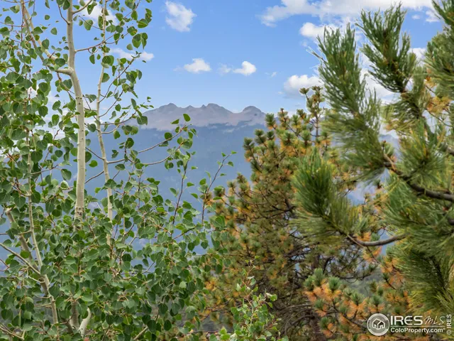 $1,350,000 | 557 Grand Estates Drive, Estes Park, CO 80517