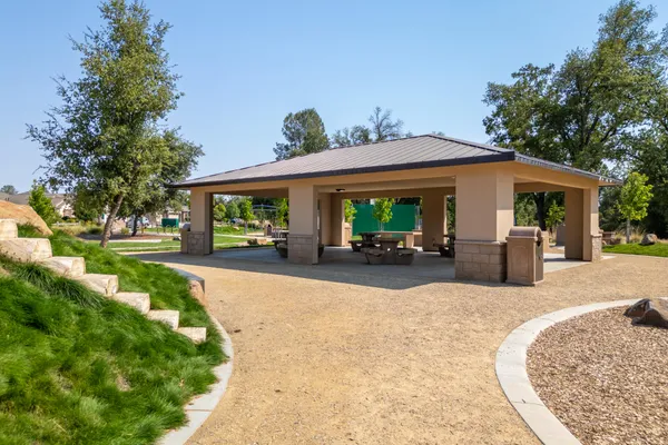$744,800 | 2635 Lawn Lane, Redding, CA 96002