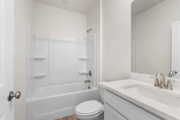 $377,990 | 36 Natureview Way, Ponce de Leon, FL 32455