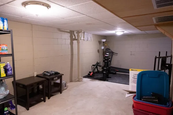 $192,500 | 113 6th Street West, Adrian, MN 56110