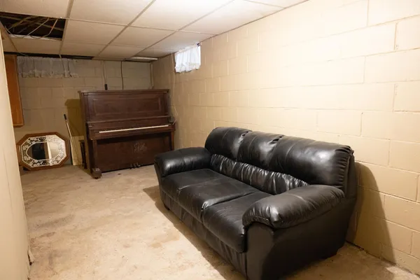 $192,500 | 113 6th Street West, Adrian, MN 56110