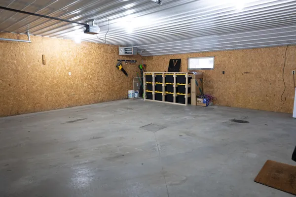 $192,500 | 113 6th Street West, Adrian, MN 56110