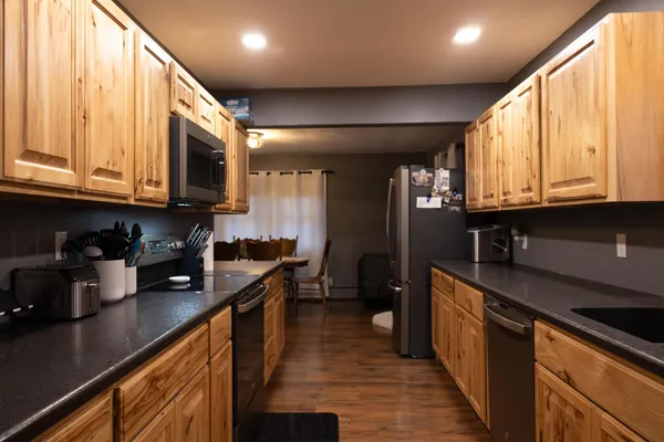 $192,500 | 113 6th Street West, Adrian, MN 56110